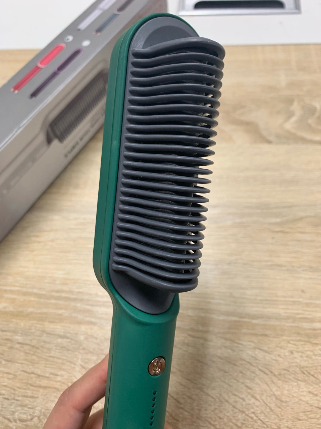 מסרק מחליק שיער ™CombRifty