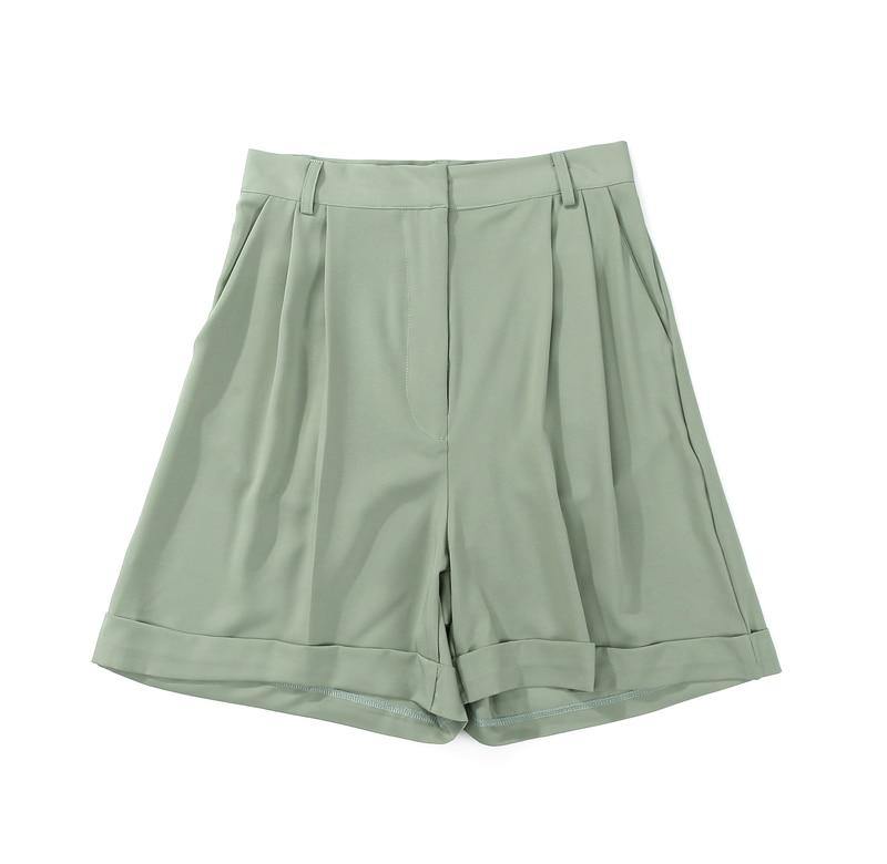 מכנסוני קמילה | Shorts - מכנסיים | Shoprifty